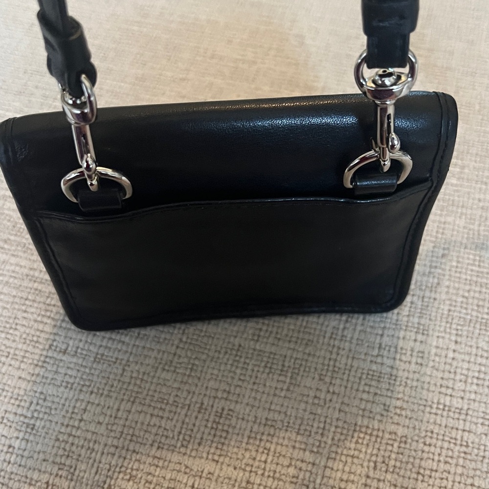 Coach Classic Turn lock Small Crossbody Handbag in Black Leather - Picture 4 of 14